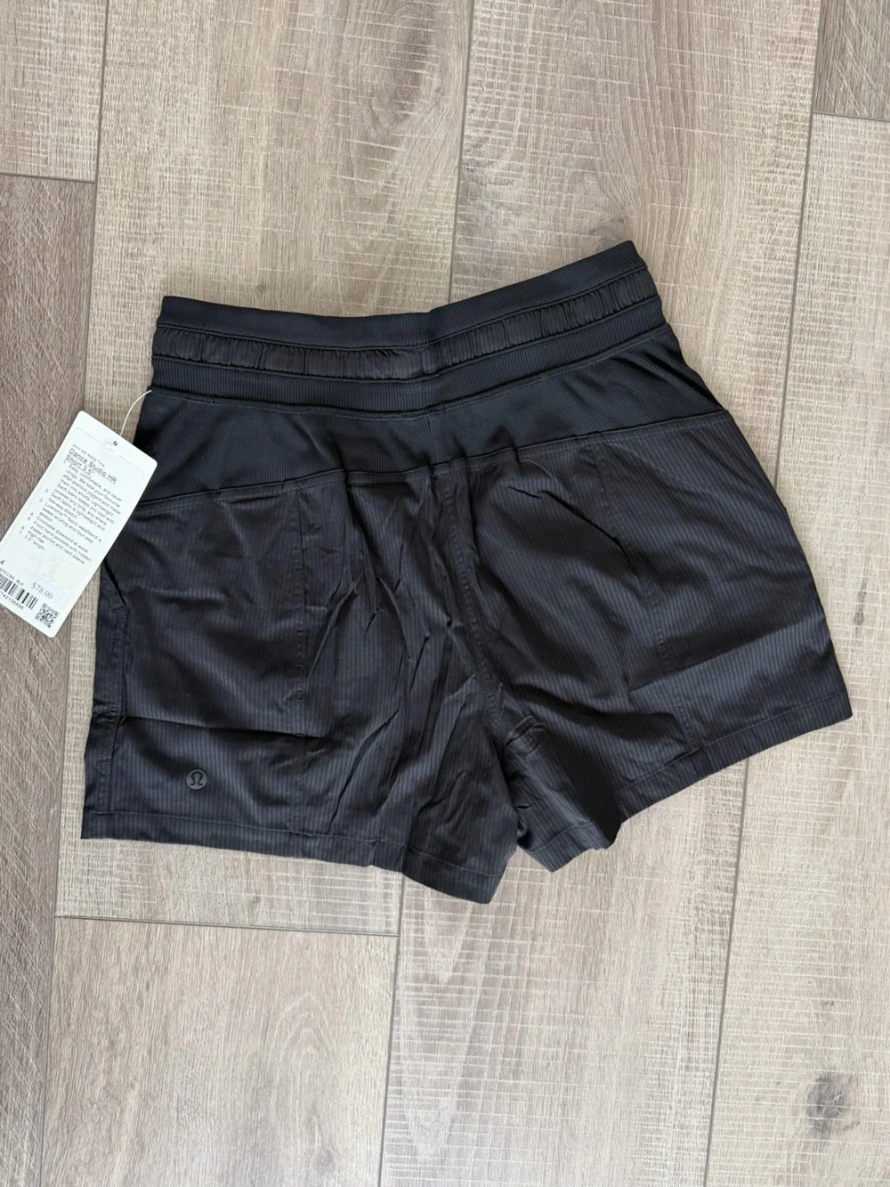 NWT Lululemon Dance Studio High-Rise Short 3.5